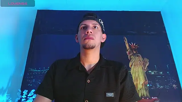 Sebastian Smith   online show from 04/22/26, 07:09