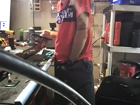 Snapshot of SinlessFreedom7 chatting on 02/21/26, 09:17 SinlessFreedom7 online show from 02/21/26, 09:17