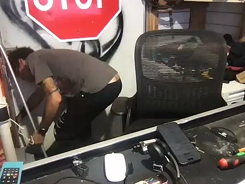 Snapshot of SinlessFreedom7 chatting on 02/18/26, 11:56 SinlessFreedom7 online show from 02/18/26, 11:56