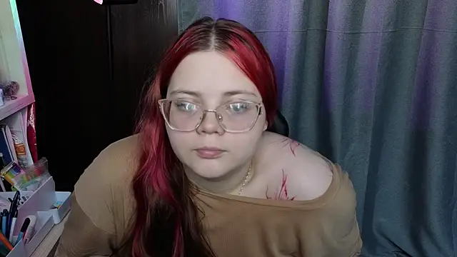 KellyFiery online show from 06/14/26, 01:56
