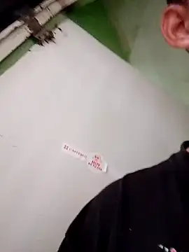 DestinedSpark23 online show from 11/30/25, 11:38