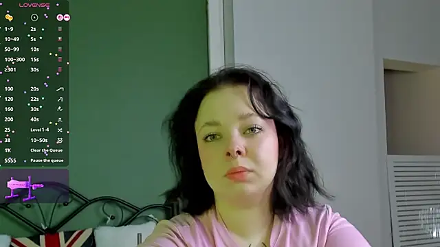 Snapshot of Vlada_vv chatting on 04/11/26, 05:37 Vlada vv online show from 04/11/26, 05:37