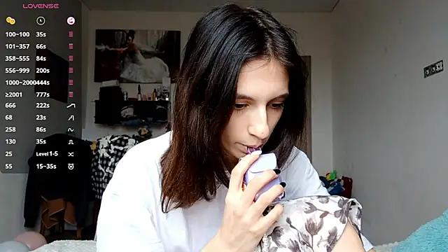 KennaElse online show from 11/27/25, 07:09