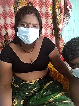 Snapshot of Desicouple1706 chatting on 11/24/25, 06:02 Desicouple1706 online show from 11/24/25, 06:02