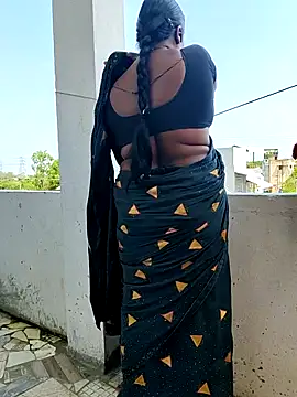 Desicouple1706 online show from 04/13/26, 04:49