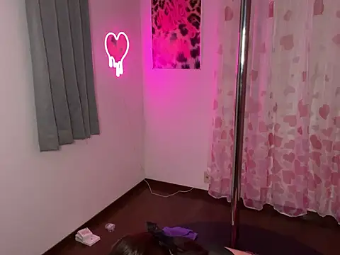 Snapshot of Maria_Bigbooty chatting on 02/20/26, 02:30 Maria Bigbooty online show from 02/20/26, 02:30