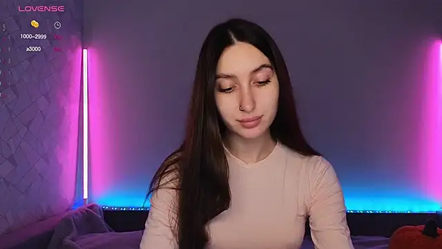 Snapshot of KikkyMi chatting on 11/22/25, 08:18 KikkyMi online show from 11/22/25, 08:18