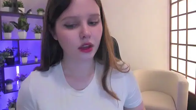 Lana Moon   online show from 11/25/25, 09:53