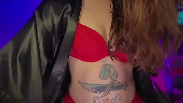 MissGoldenCartier online show from 04/09/26, 03:52