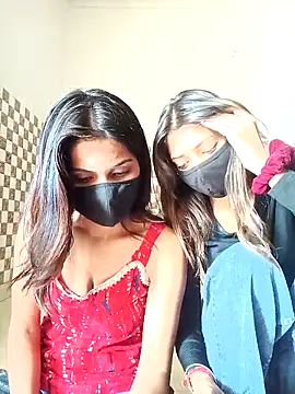 Snapshot of Lovely--girl chatting on 03/16/26, 05:04 Lovely--girl online show from 03/16/26, 05:04