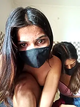 Snapshot of Lovely--girl chatting on 03/16/26, 05:44 Lovely--girl online show from 03/16/26, 05:44