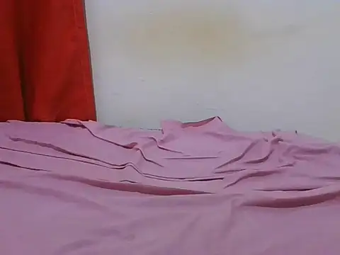 Lovemist online show from 12/01/25, 06:53