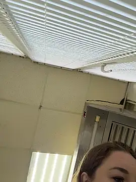 Snapshot of VaryaRose chatting on 12/01/25, 02:34 VaryaRose online show from 12/01/25, 02:34