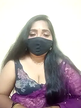 Snapshot of Soni-queen chatting on 12/01/25, 05:30 Soni-queen online show from 12/01/25, 05:30