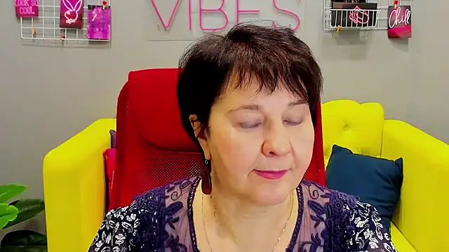 EveRalphes online show from 11/28/25, 07:30