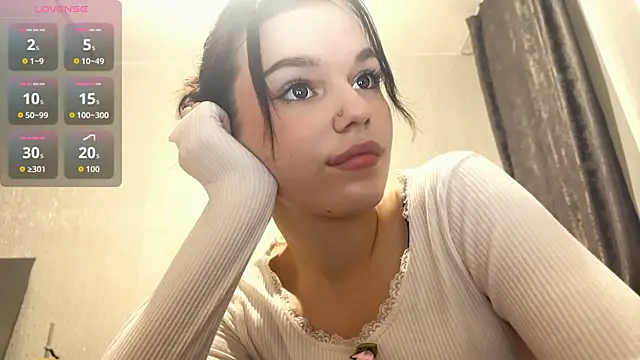 StacieGregoreski online show from 11/28/25, 03:01