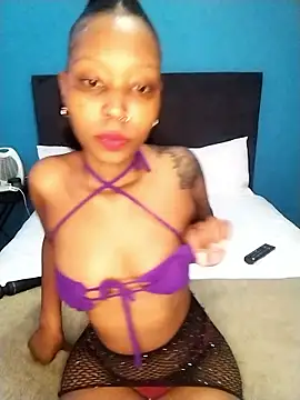 Snapshot of Kaylor4 chatting on 01/18/26, 11:24 Kaylor4 online show from 01/18/26, 11:24