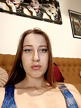 Snapshot of Susiee_Redd chatting on 06/04/26, 10:25 Susiee Redd online show from 06/04/26, 10:25