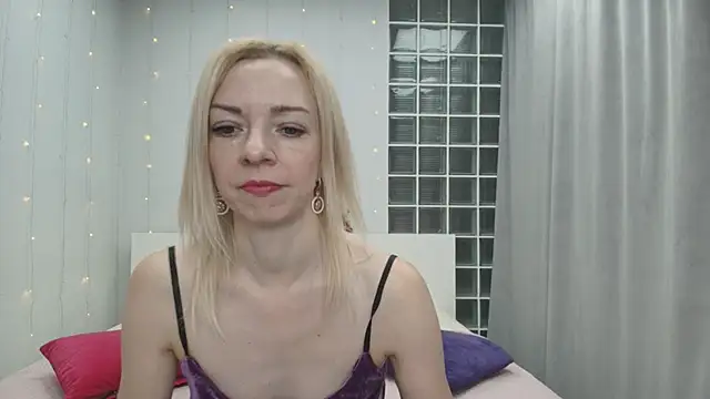 Brightly Heizer online show from 01/16/26, 12:58