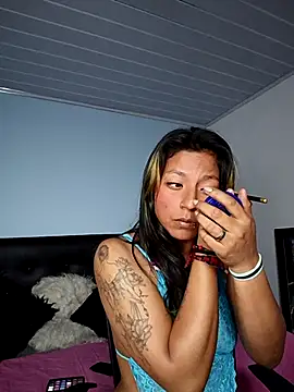 SamathaMay online show from 11/30/25, 12:50