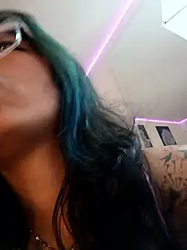 SamathaMay online show from 03/10/26, 01:04