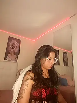 SamathaMay online show from 04/13/26, 01:37