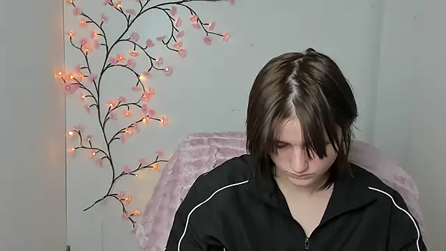 Alice Wonderme online show from 01/17/26, 12:31