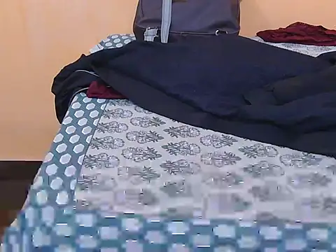 Honey Baby1 online show from 01/12/26, 05:47