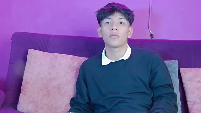 Snapshot of Liam_Sinclair chatting on 01/16/26, 08:13 Liam Sinclair online show from 01/16/26, 08:13