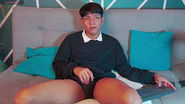 Liam Sinclair online show from 12/16/25, 12:53