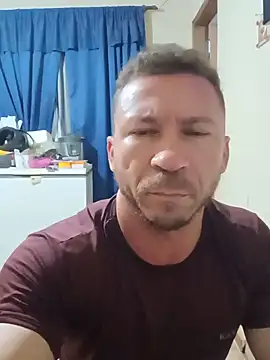 RobertoLuiz84 online show from 07/18/26, 11:35