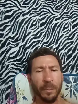 RobertoLuiz84 online show from 12/14/25, 05:07