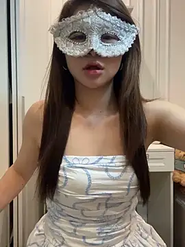 Queen-of-Love online show from 04/08/26, 12:39