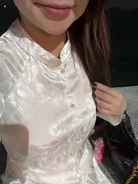 Queen-of-Love online show from 03/25/26, 11:31