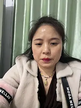 Snapshot of tianwei2567 chatting on 11/29/25, 02:17 tianwei2567 online show from 11/29/25, 02:17