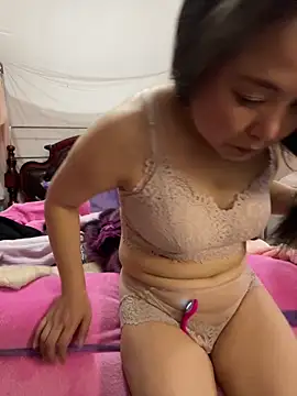 tianwei2567 online show from 02/28/26, 02:00