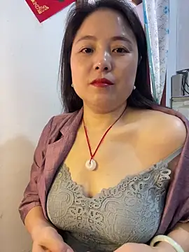 tianwei2567 online show from 05/04/26, 03:32