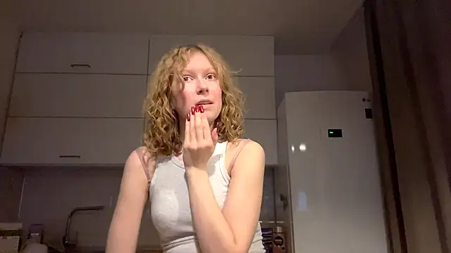 ElfriedaZwack online show from 12/03/25, 04:39