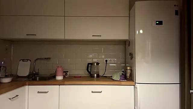 Snapshot of ElfriedaZwack chatting on 01/18/26, 05:16 ElfriedaZwack online show from 01/18/26, 05:16