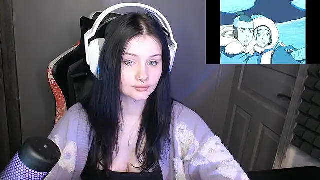 Moon raven online show from 12/03/25, 05:12