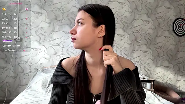 Snapshot of Phantom_Gallactic chatting on 02/15/26, 06:03 Phantom Gallactic online show from 02/15/26, 06:03