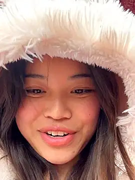 Toffee-00 online show from 02/19/26, 07:05