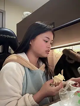 Toffee-00 online show from 01/07/26, 10:09