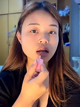 Toffee-00 online show from 06/12/26, 11:41