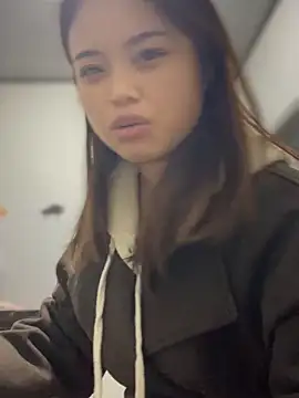 Toffee-00 online show from 12/02/25, 09:55