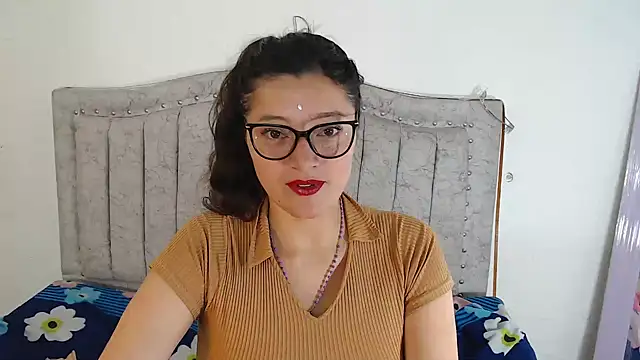 carla wc online show from 12/05/25, 01:53