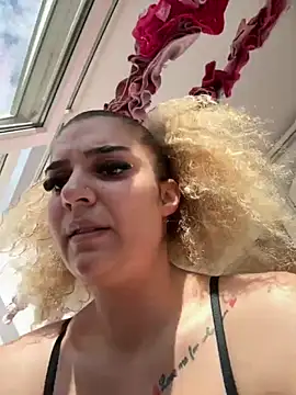 CrazyJessika online show from 05/14/26, 03:09