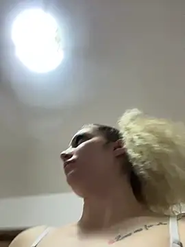 CrazyJessika online show from 04/18/26, 09:22