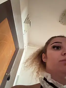 CrazyJessika online show from 04/26/26, 11:07