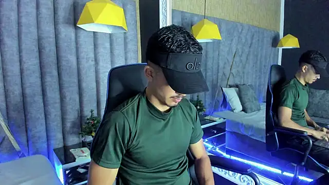 NicolaiKarav online show from 12/14/25, 12:44